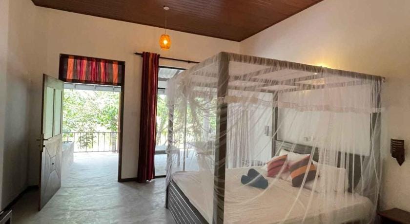 Luvi Lucas River Side Guest House Bed and Breakfast in Southern Province