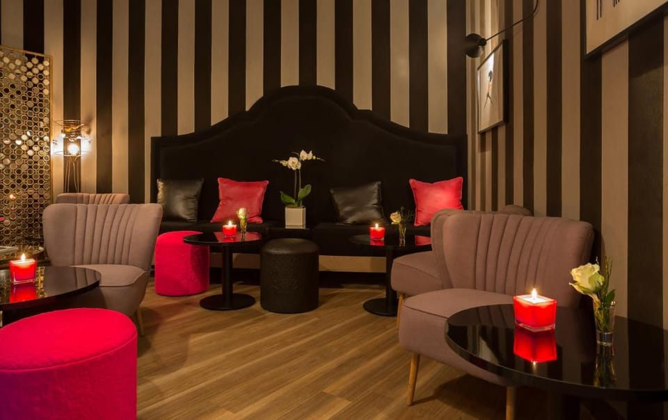 Hotel La Parizienne By Elegancia Hotel in Paris