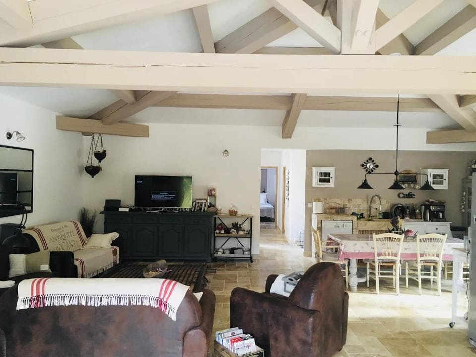 Le Mas de Peycavier Bed and Breakfast in French Riviera