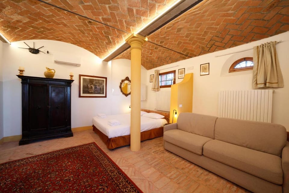 Ca Palazzo Malvasia - BolognaRooms Bed and Breakfast in Emilia-Romagna