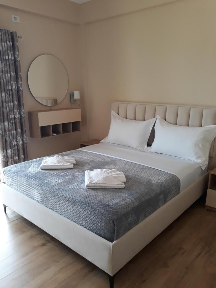 Qiqi Hotel Hotel in Vlorë County, Albania