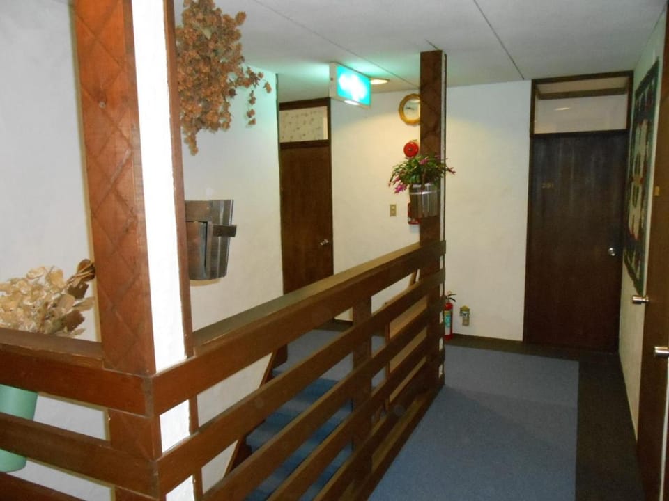 Pension Nugget Inn Bed and Breakfast in Hakuba