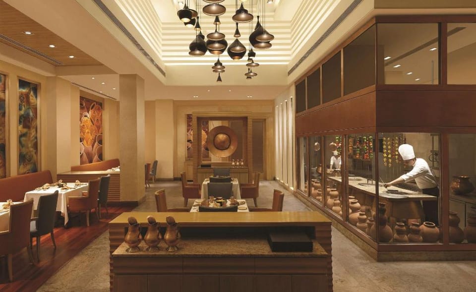 DoubleTree By Hilton Hotel Agra Hotel in Agra