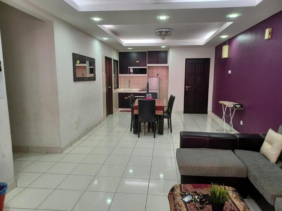 Indah Alam Condo Apartment in Subang Jaya