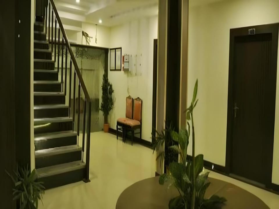 Hotel Avalon Taj Hotel in Agra