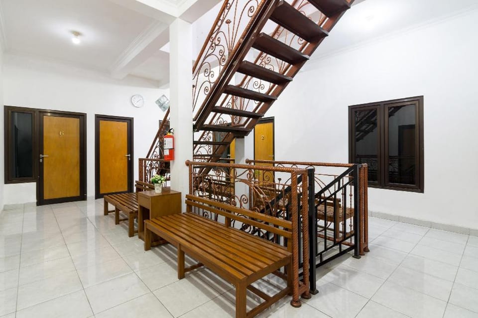 OYO 1242 Penginapan RB Syariah Hotel in Special Region of Yogyakarta