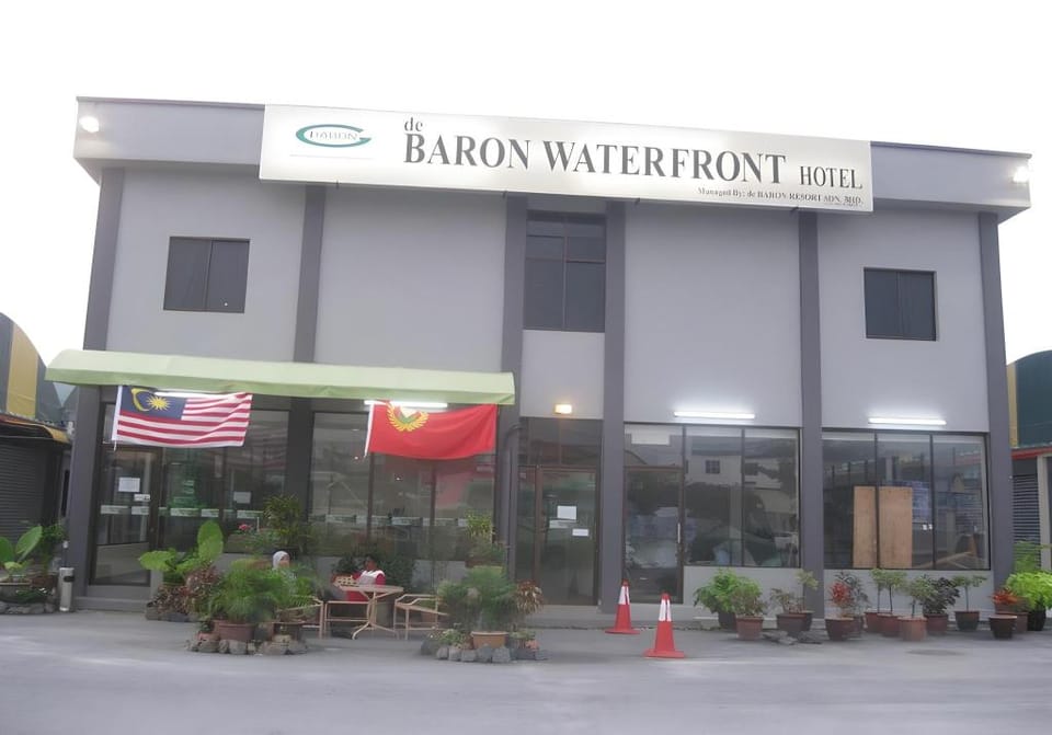 Baron Water Front Motel in Kedah