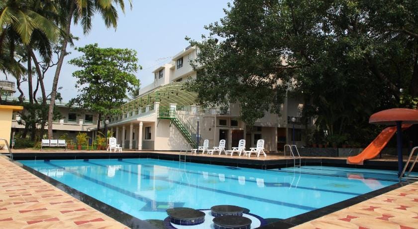 Hotel Ravi Kiran Hotel in Maharashtra
