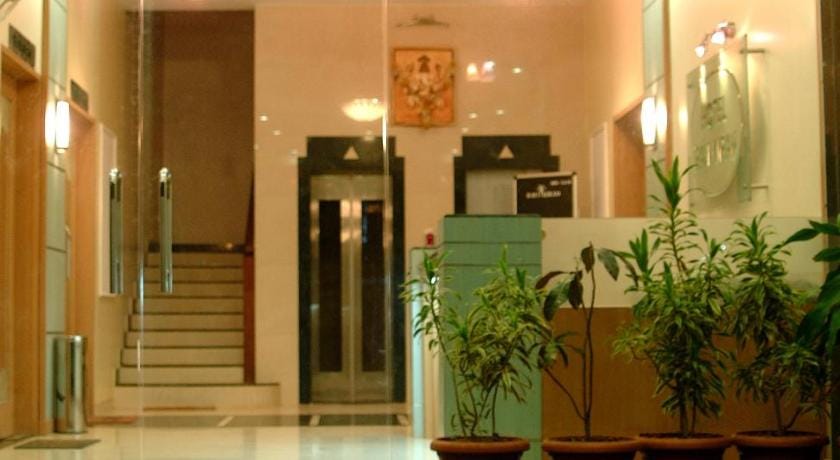 Hotel Ravi Kiran Hotel in Maharashtra