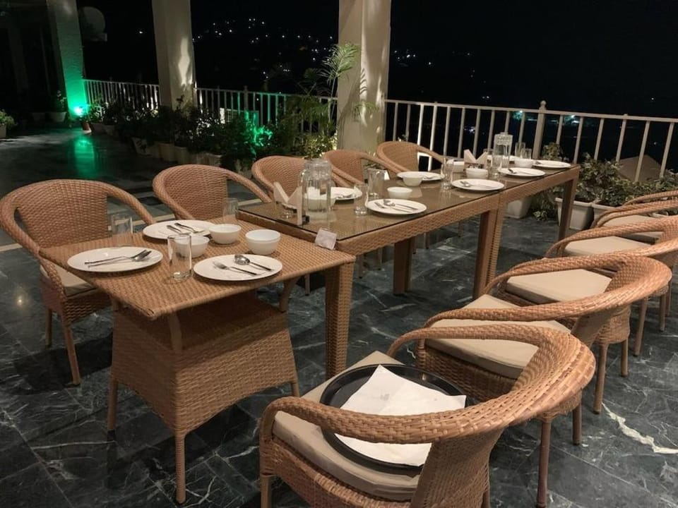 Dunn Perk Manor Hotel in Himachal Pradesh