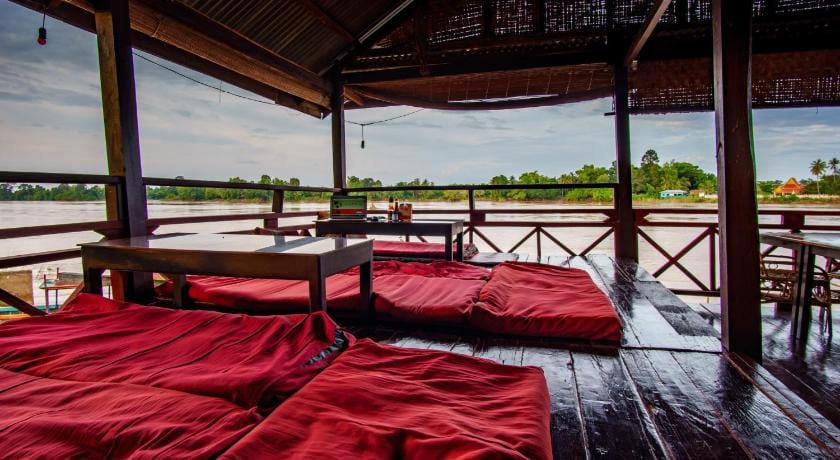 Mr Tho's Bungalow Bed and Breakfast in Cambodia