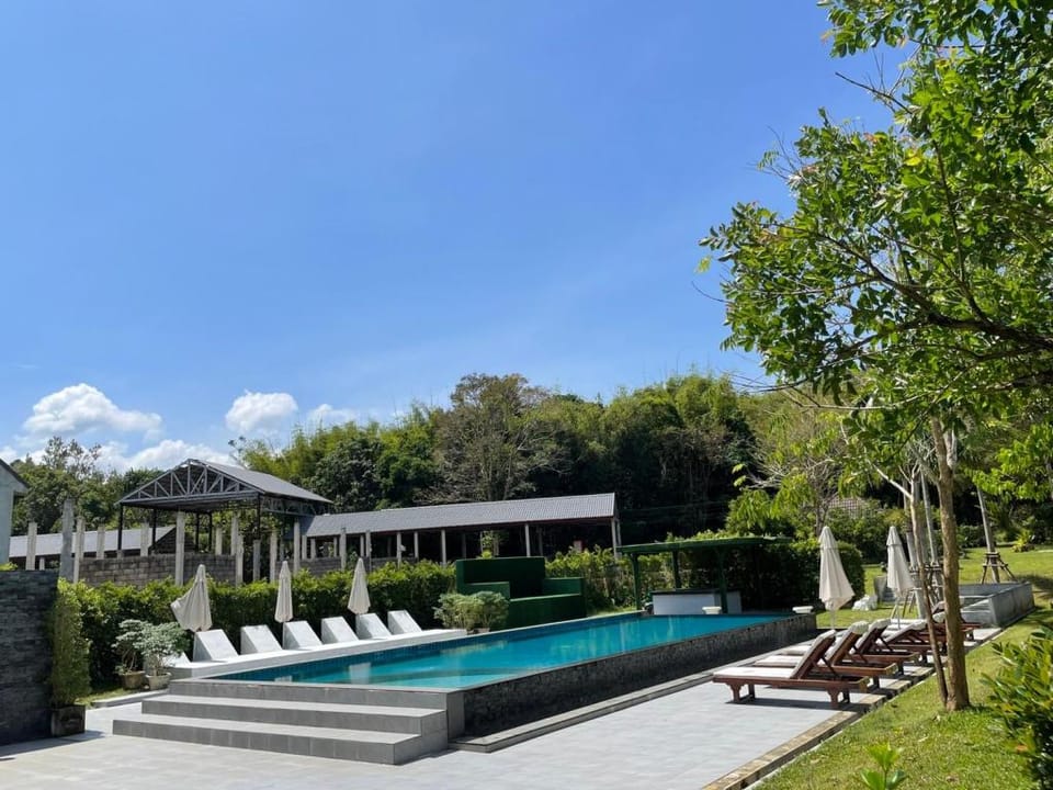 Montania Lifestyle Hotel Hotel in Khlong Sok