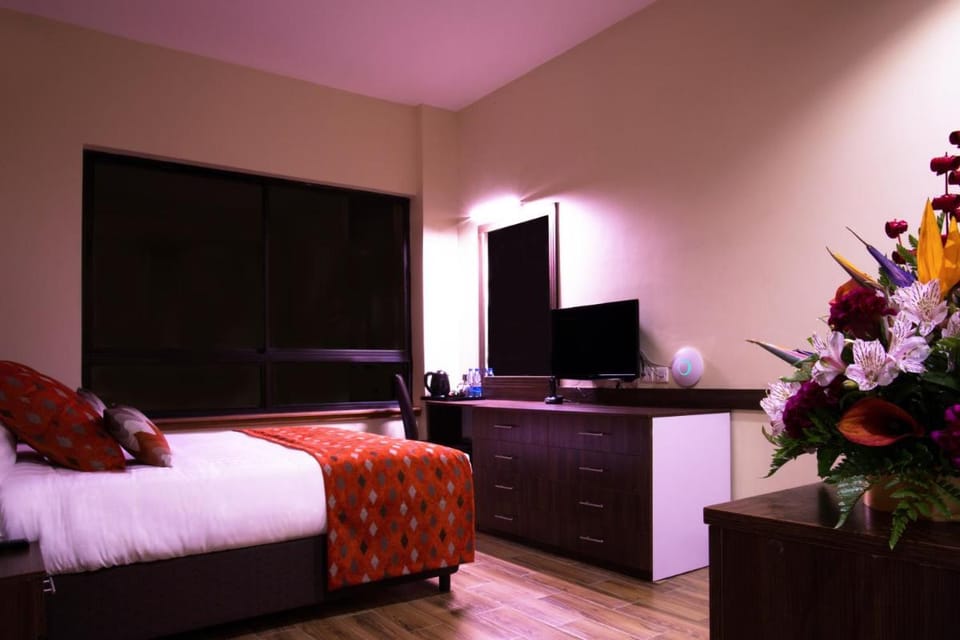 Bidwood Suite Hotel, Opposite Sarit Centre Hotel in Nairobi