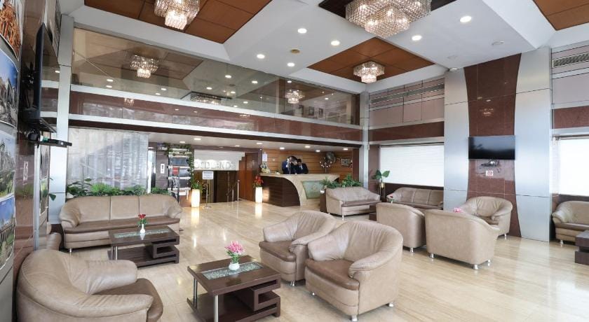 Hotel President - Pure Vegetarian Hotel in India