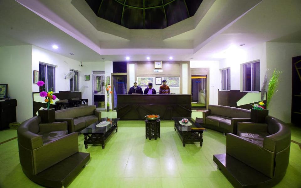 Mogli Resorts Kanha Hotel in India