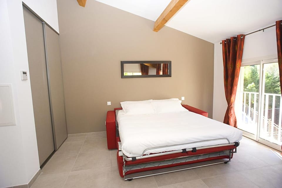 The Originals City, Hôtel Les Bastides du Gapeau Hotel in Solliès-Toucas