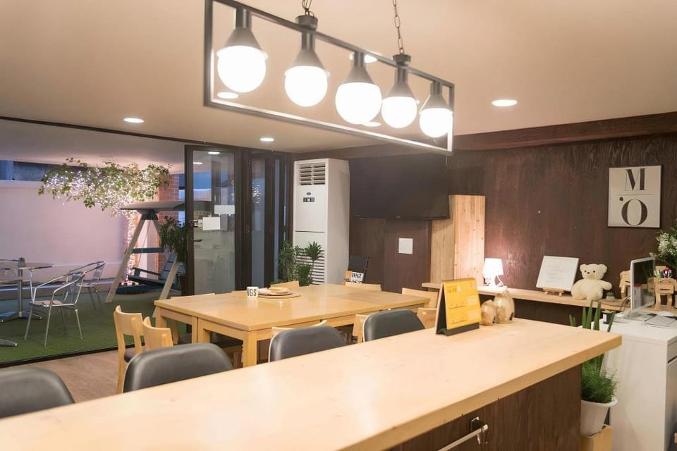 The Blossom Yeonnam Guesthouse Bed and Breakfast in Seoul