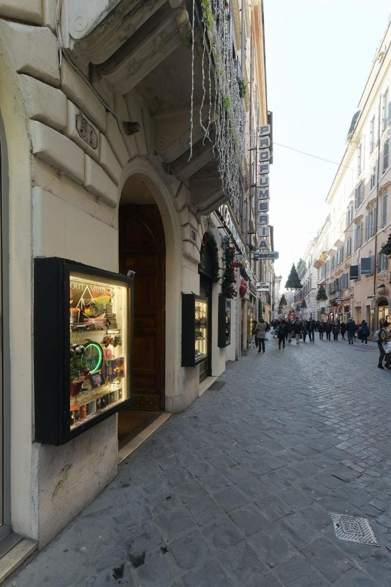 Gravina Suite Frattina Bed and Breakfast in Rome