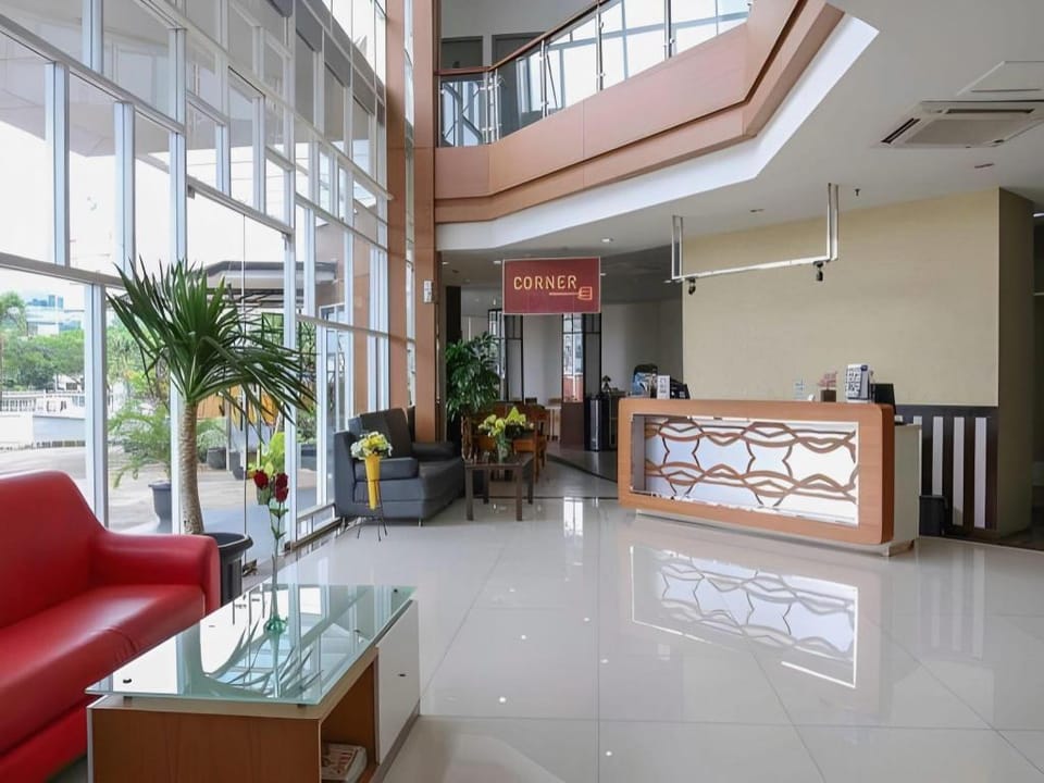 Hotel 88 Kedoya Jakarta Hotel in Jakarta