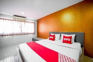 OYO 460 Int Place Apartment in Bangkok