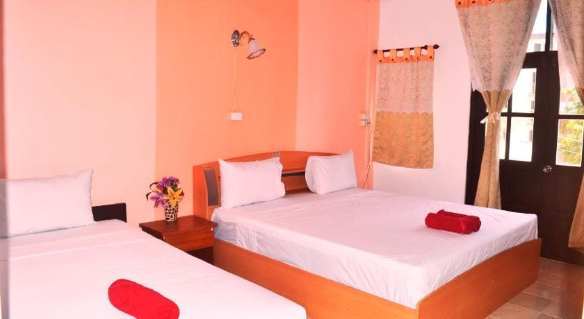 Sweet Home Guesthouse Hotel in Patong