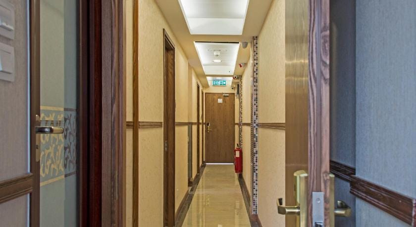 Celltronik Hostel Bed and Breakfast in Hong Kong