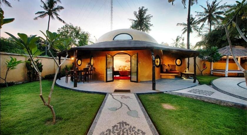 Bel Air Resort Hotel in Pemenang