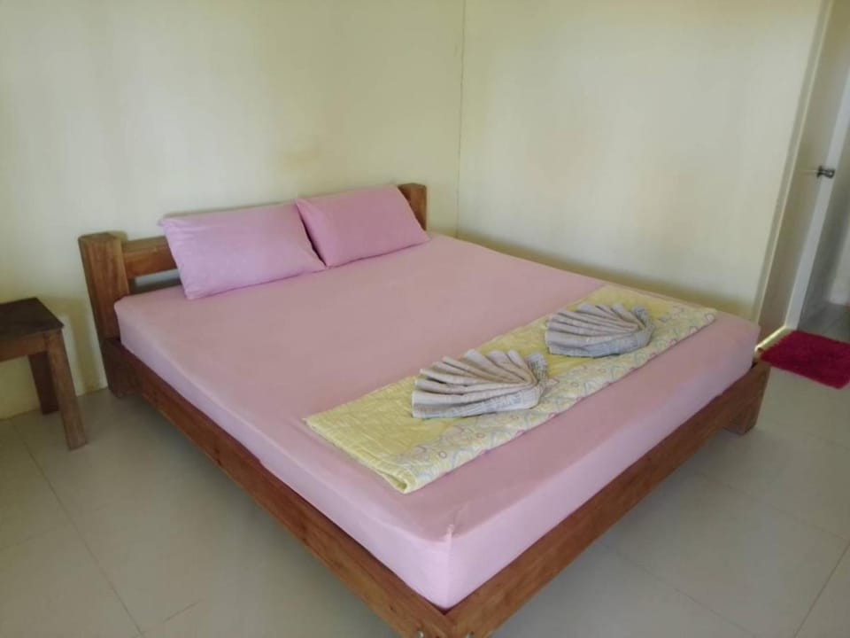 Pitt Bungalow Lodge in Sala Dan