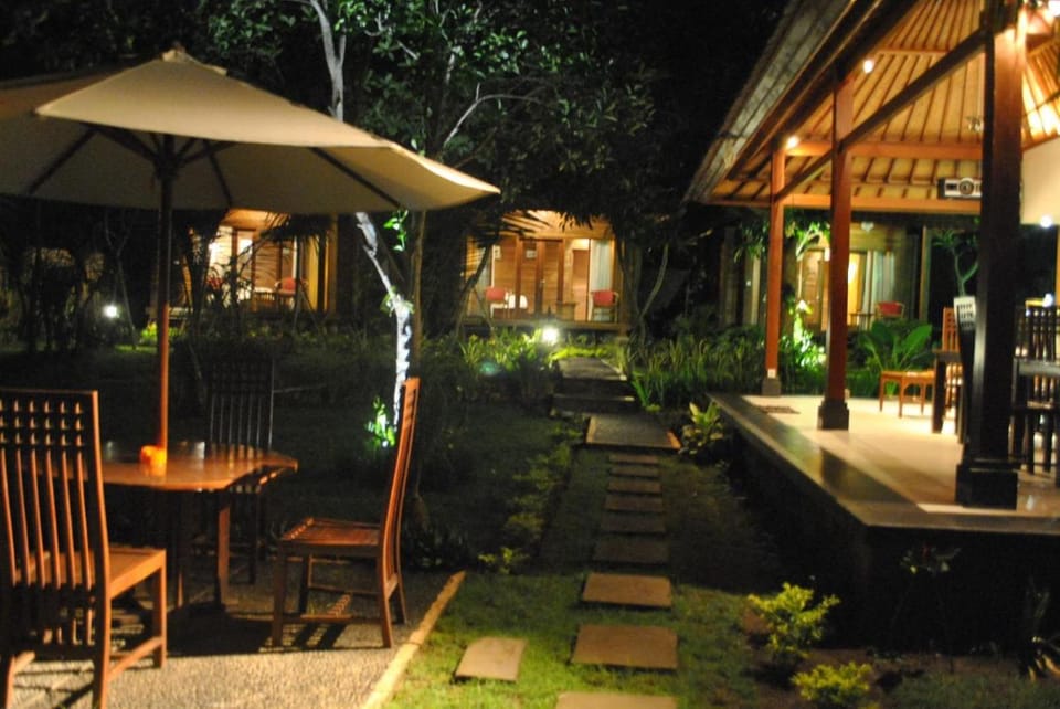 Kencana Garden Campground/ 
RV Resort in Nusapenida