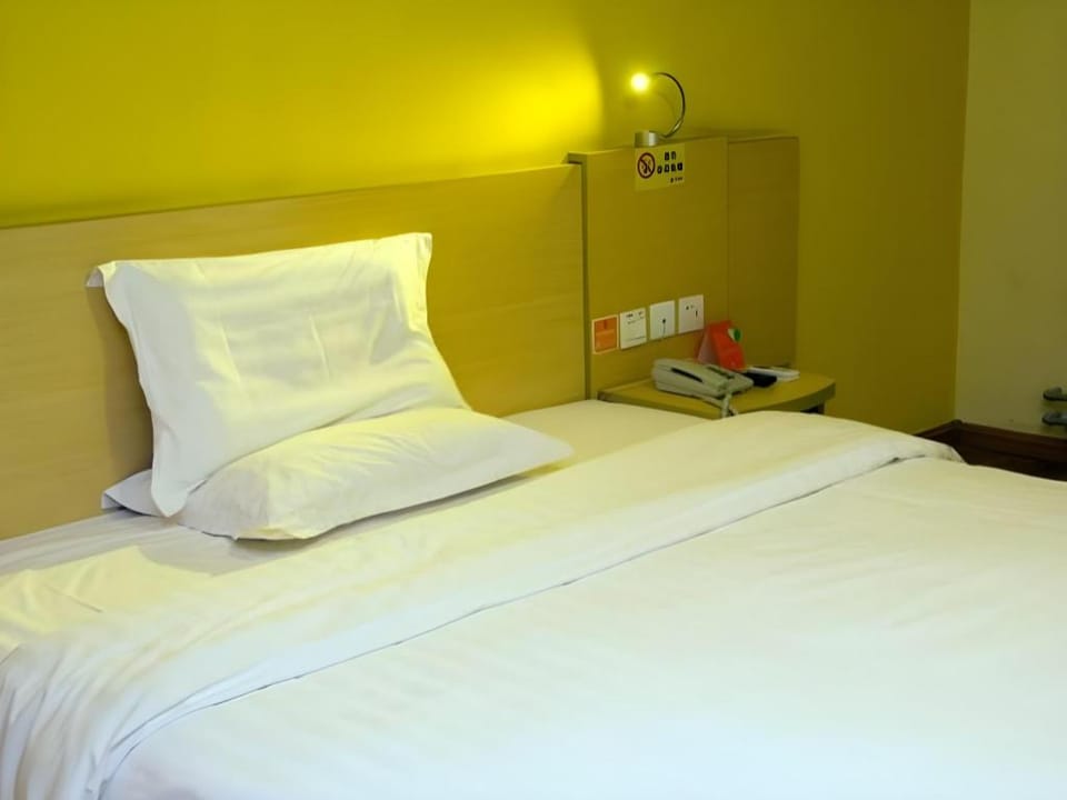 7 Days Inn Weifang Railway Station Hotel in Shandong
