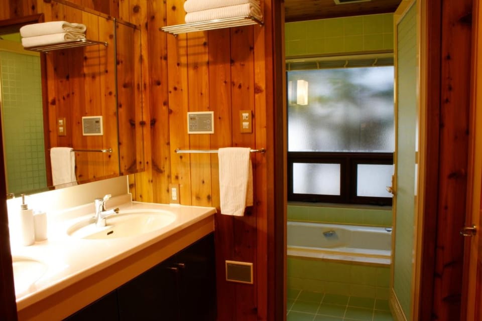 Lakehouse At Toyako Vacation rental in Hokkaido Prefecture