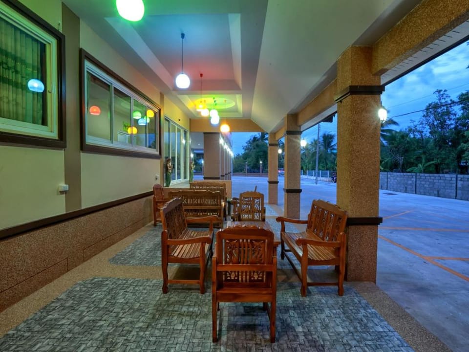 V Residence Hotel in Laos