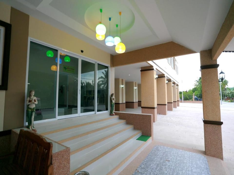 V Residence Hotel in Laos