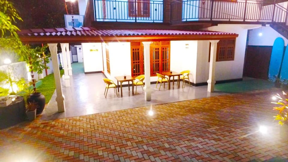 Dinsara Pearl Villa Bed and Breakfast in Southern Province