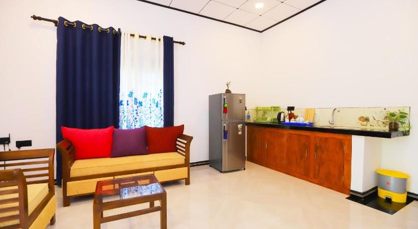 Dinsara Pearl Villa Bed and Breakfast in Southern Province