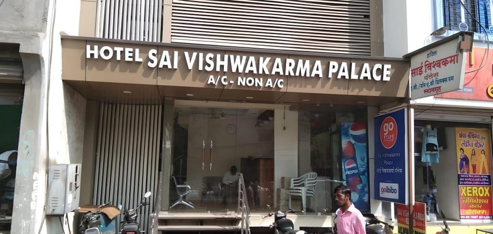Sai Vishwakarma Palace Hotel in Maharashtra