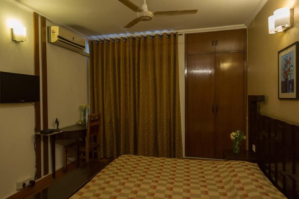 Woodpecker Apartments Hauz khas Bed and Breakfast in New Delhi