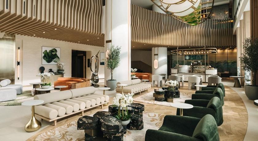 Pullman Dubai Jumeirah Lakes Towers Hotel in Dubai