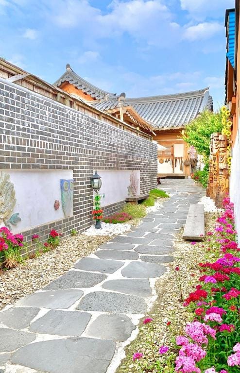Jeonju Jangsu Hanok Pension Bed and Breakfast in South Korea