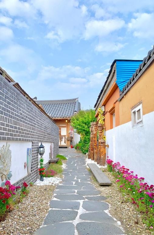 Jeonju Jangsu Hanok Pension Bed and Breakfast in South Korea