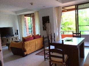 Away Las Tortugas Beach Front Condo Apartment in Nong Kae