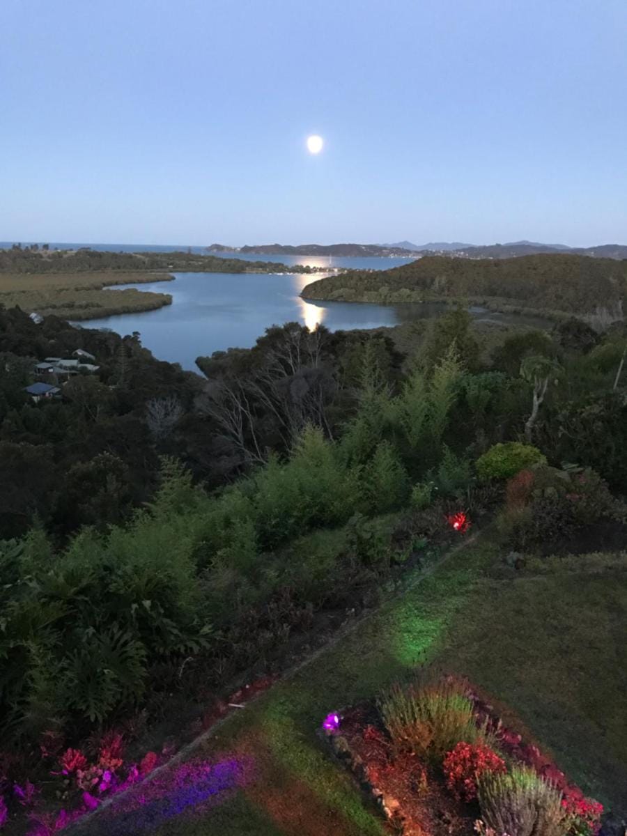 Baywaterviews Bed and Breakfast in Paihia