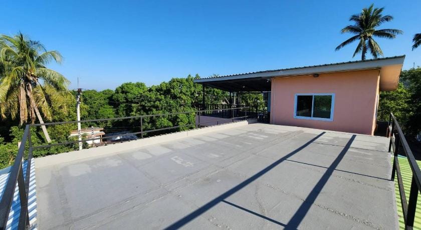 Sarin Guest House Hotel in Ko Tao