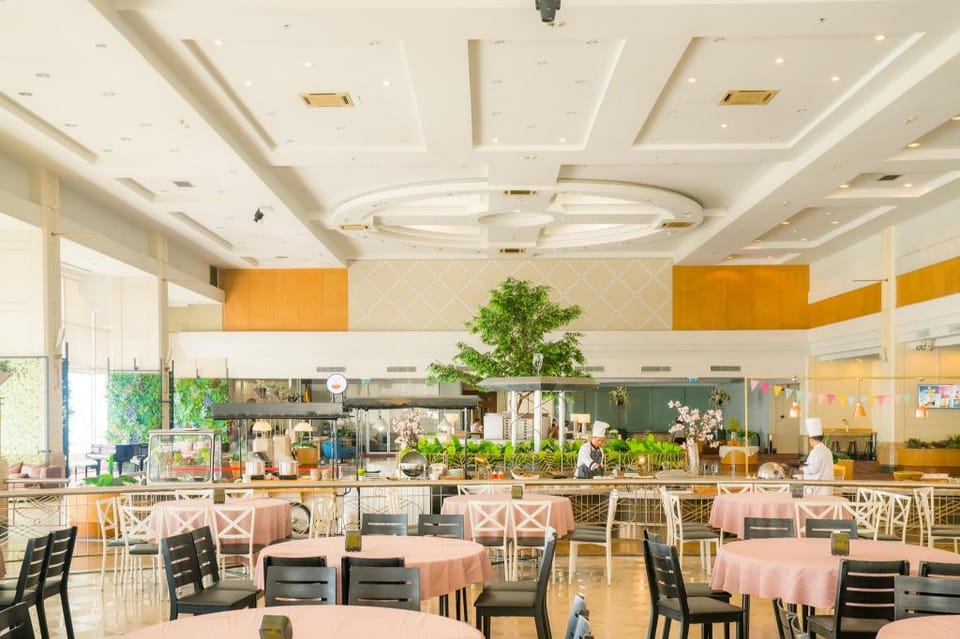 Lee Gardens Plaza Hotel (SHA Extra Plus) Hotel in Thailand