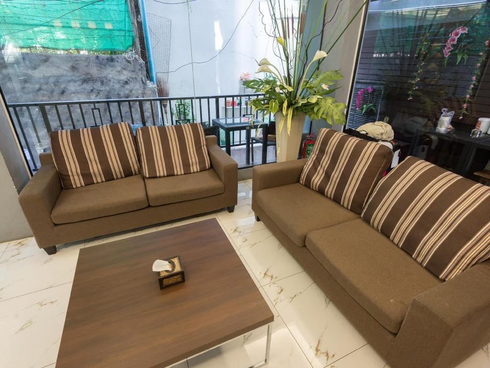 Adamaz House Bed and Breakfast in Bangkok