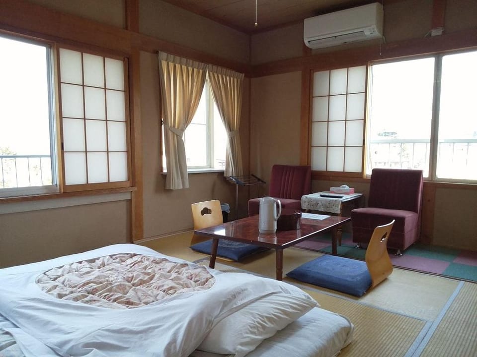 Nishimiyasou Bed and Breakfast in Shizuoka Prefecture