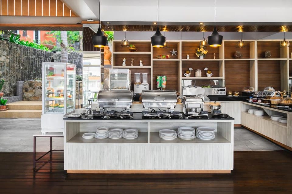 C & N Resort and Spa - SHA Extra Plus Resort in Patong