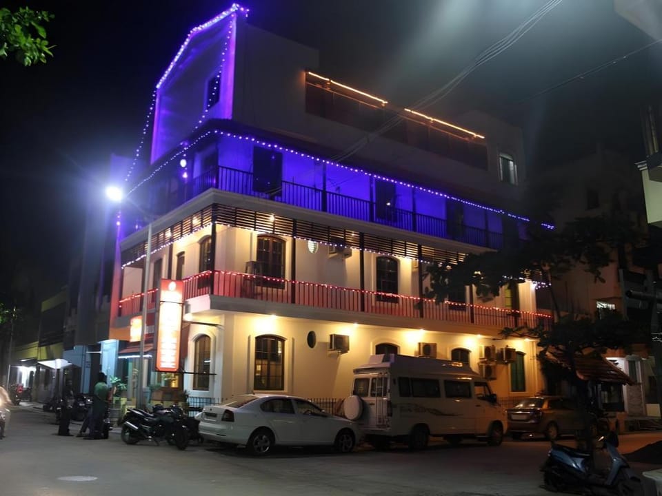 L Ocean Guest House Hotel in Puducherry