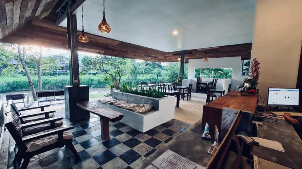Canary Guesthouse Bed and Breakfast in Thailand