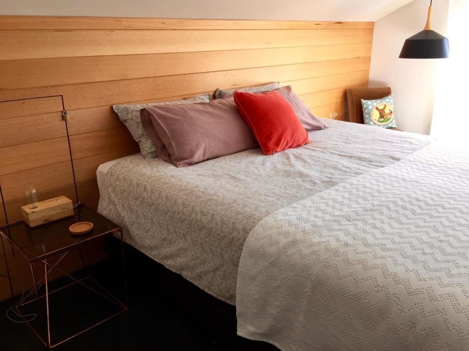 Sunny Side Up Bed and Breakfast Bed and Breakfast in Melbourne